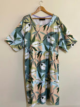 Load image into Gallery viewer, Ready Made Bush Magic Short Sleeve Stretch Frock. Size XL 26/28/30