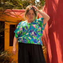 Load image into Gallery viewer, Brush Strokes Boxy Top Size 16 &amp; 20