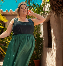 Load image into Gallery viewer, Forest Skirt. Size 20-26