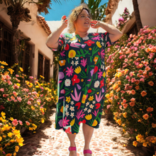 Load image into Gallery viewer, Holland-Daze Short Sleeve Stretch Frock Size L